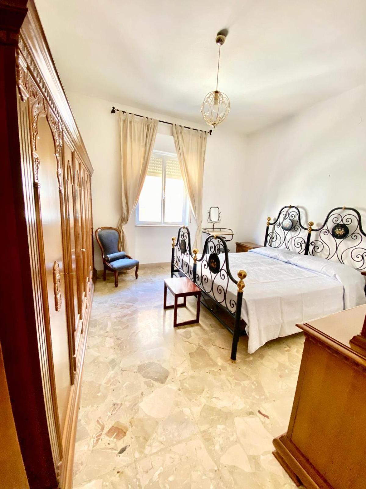 Amita House Apartamento Syracuse Exterior foto