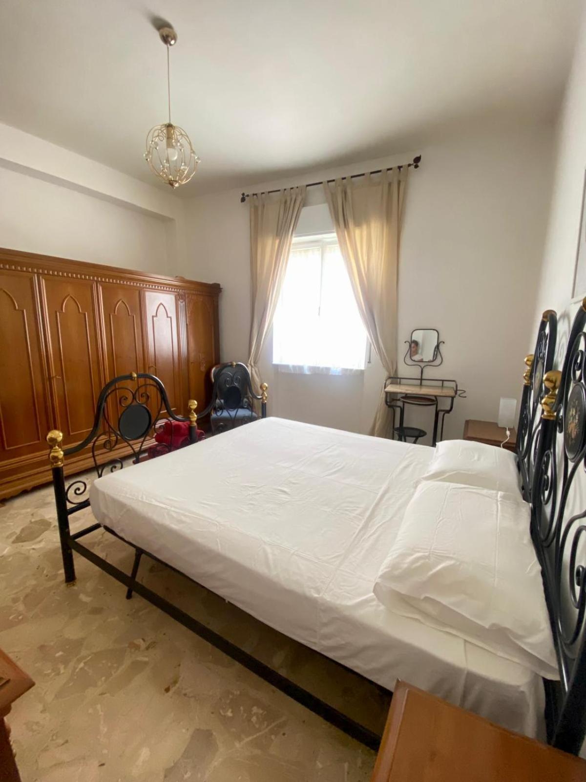 Amita House Apartamento Syracuse Exterior foto